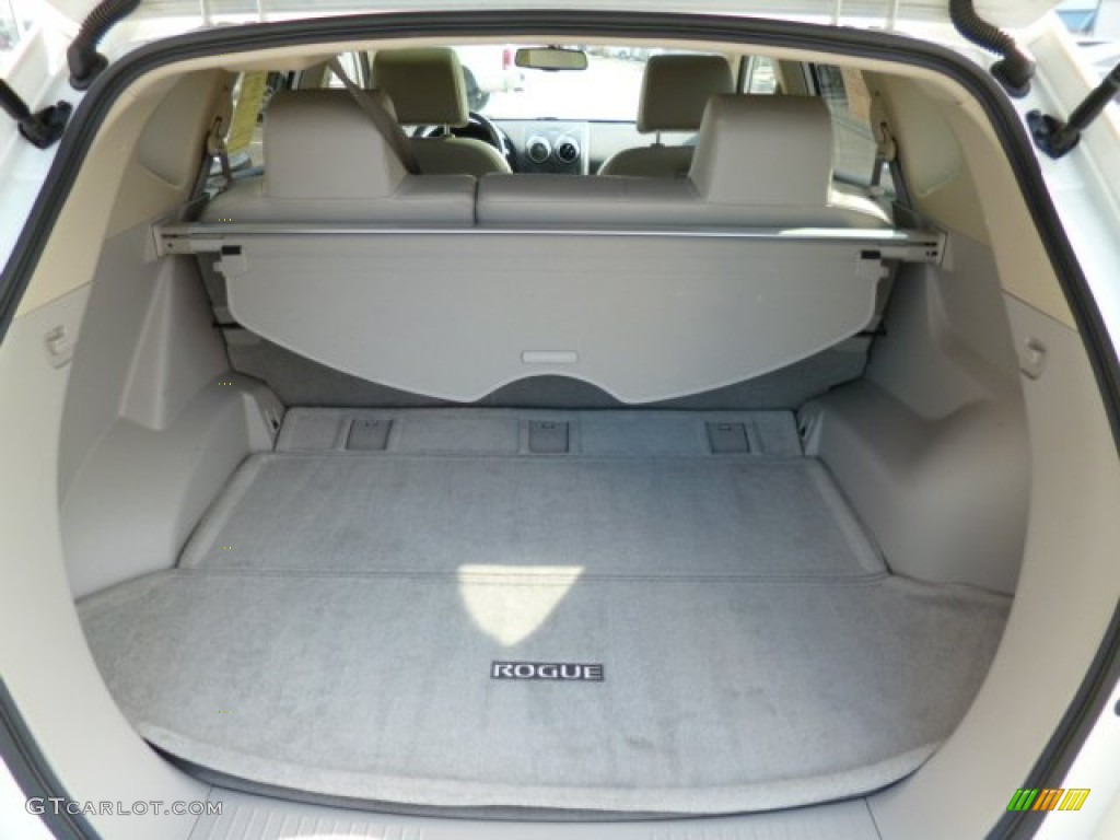 2011 Rogue SL AWD - Pearl White / Gray photo #14