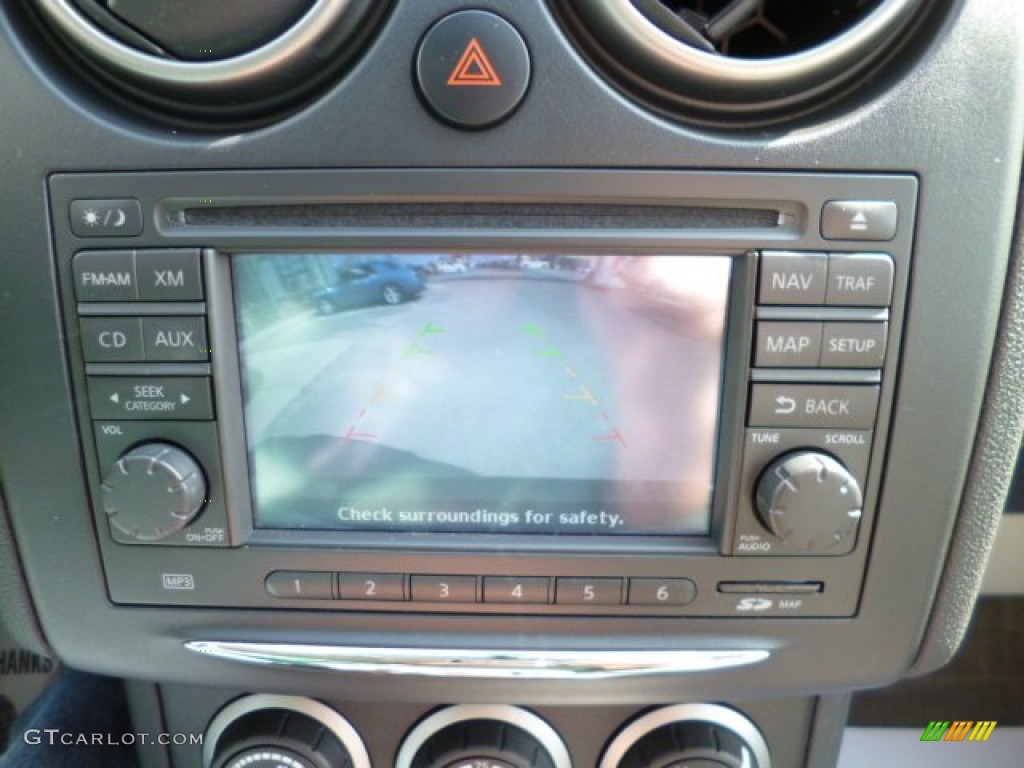 2011 Rogue SL AWD - Pearl White / Gray photo #19