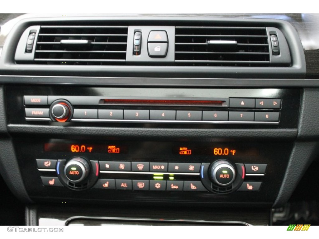 2011 BMW 5 Series 550i Sedan Controls Photo #79906668