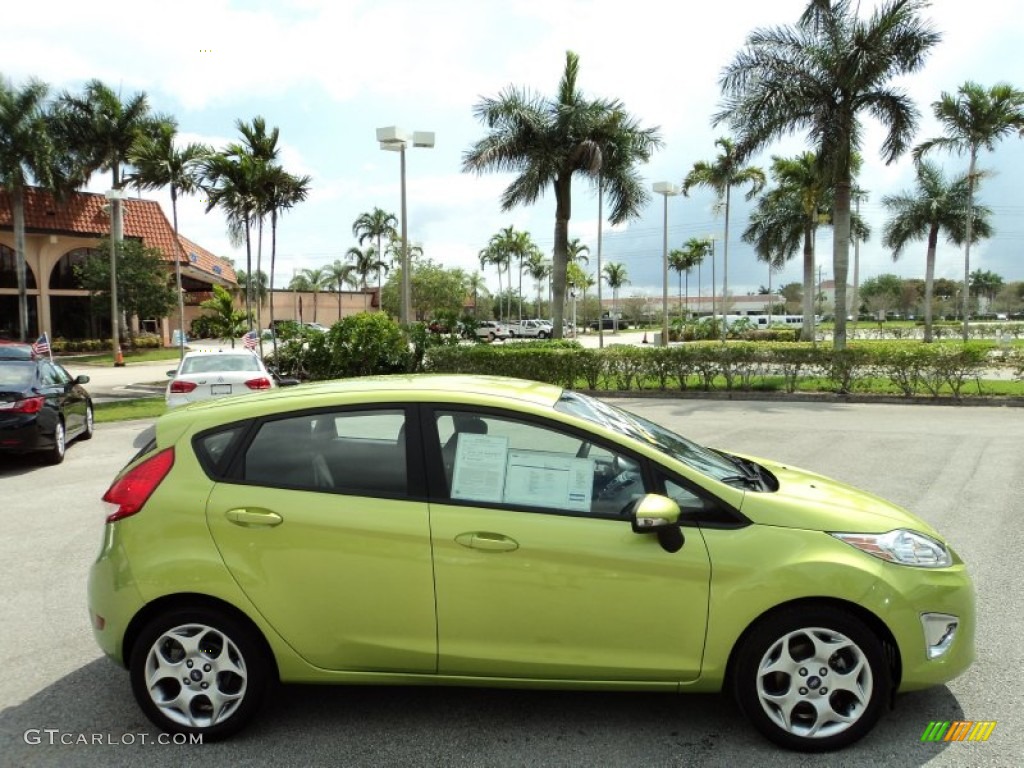 2011 Fiesta SES Hatchback - Lime Squeeze Metallic / Charcoal Black/Blue Cloth photo #5