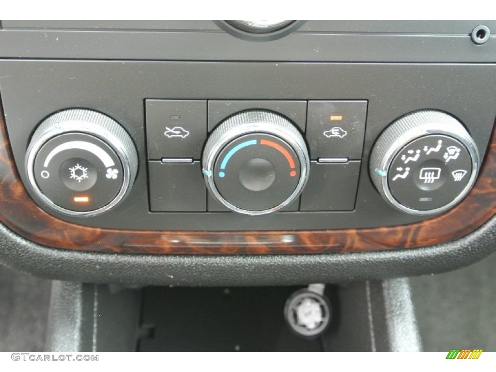 2012 Chevrolet Impala LS Controls Photos
