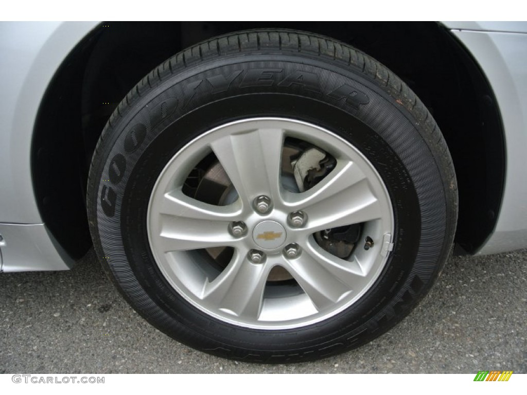 2012 Chevrolet Impala LS Wheel Photos