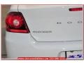 New Bright White - Avenger SE Photo No. 5