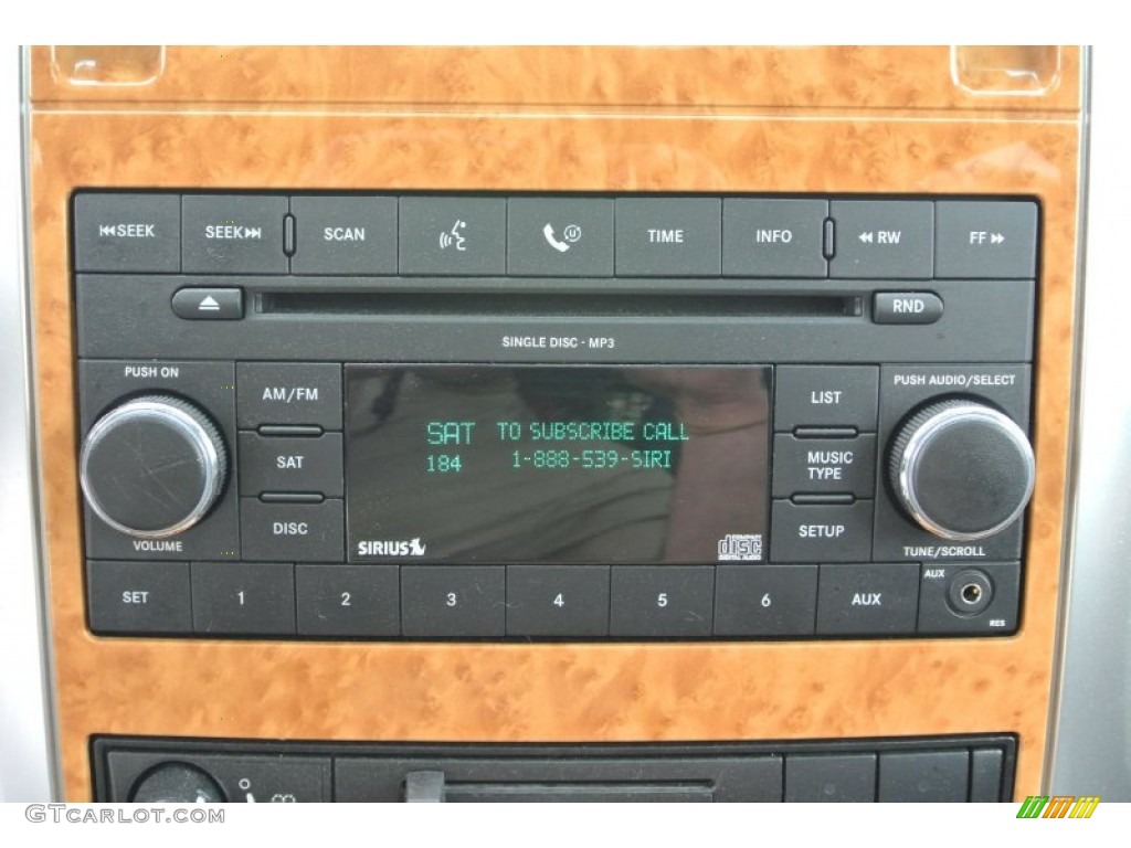 2008 Chrysler Aspen Limited Audio System Photos
