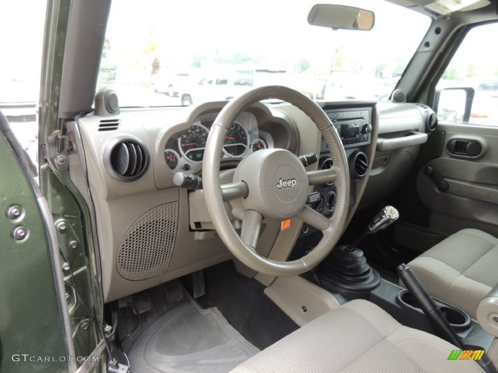Dark Khaki/Medium Khaki Interior 2007 Jeep Wrangler Sahara 4x4 Photo #79917699