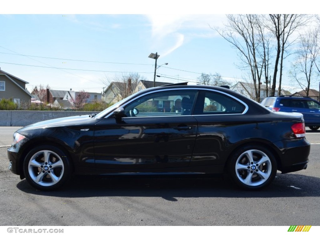 2009 1 Series 128i Coupe - Black Sapphire Metallic / Black photo #4