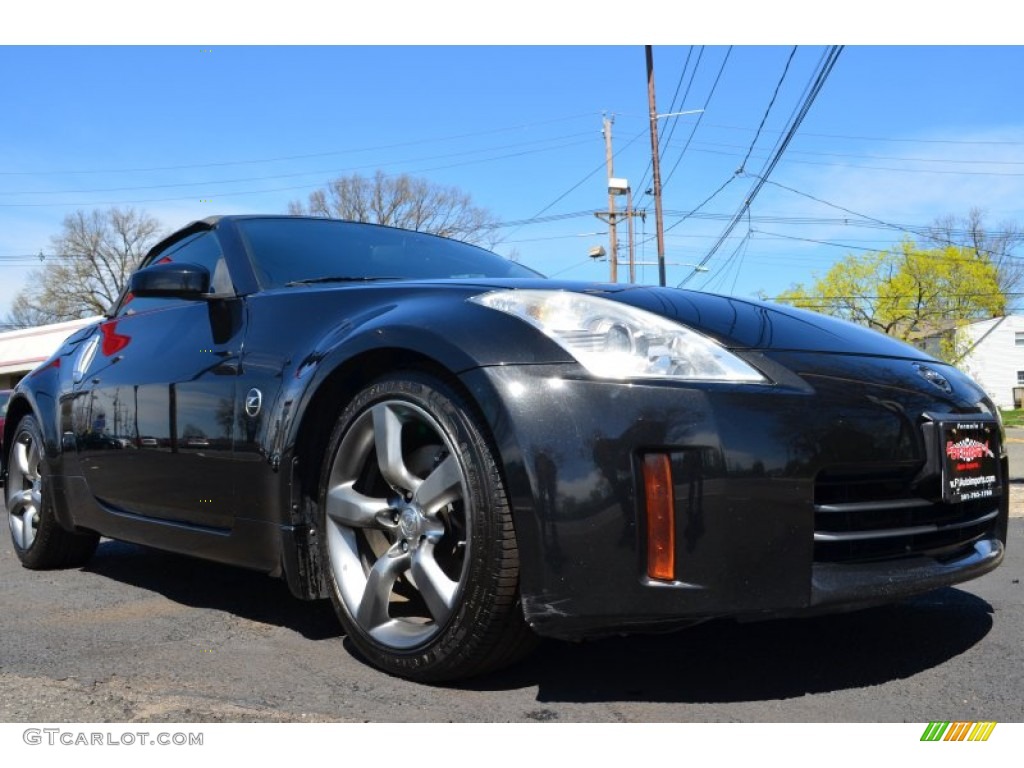 2006 350Z Grand Touring Roadster - Magnetic Black Pearl / Charcoal Leather photo #19