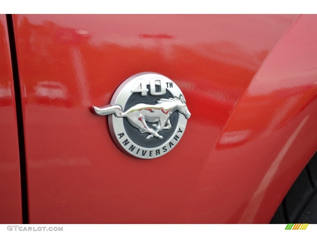2004 Ford Mustang GT Convertible Marks and Logos Photos