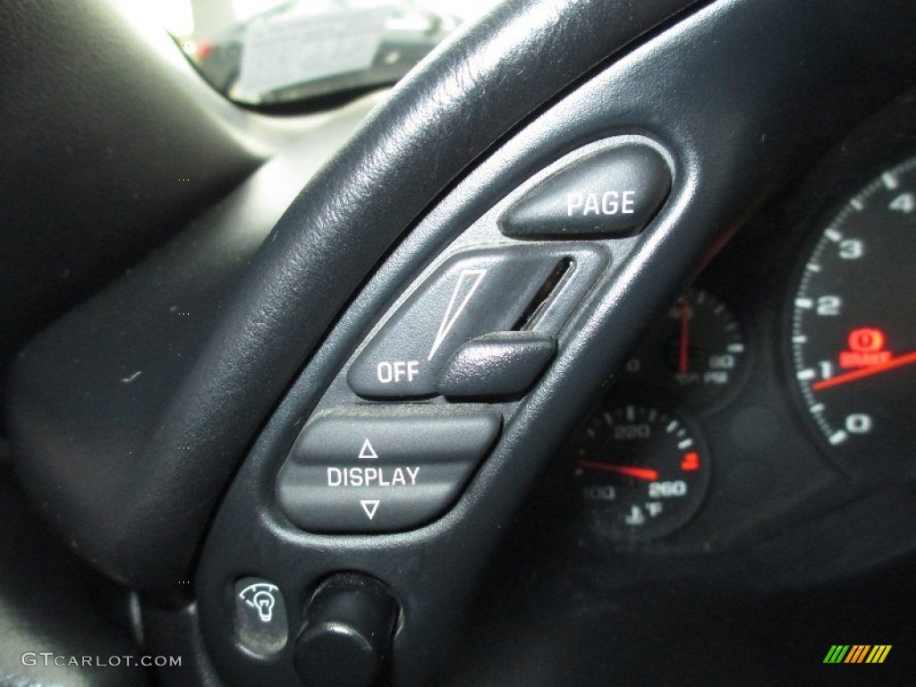 2002 Chevrolet Corvette Coupe Controls Photo #79929025