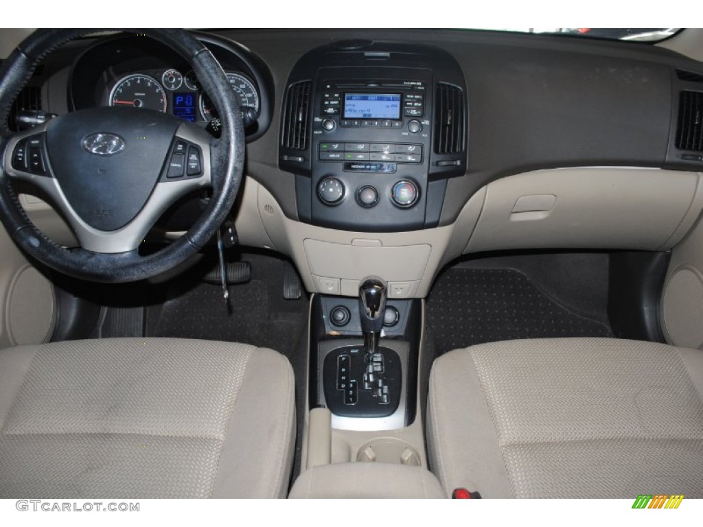 2009 Elantra Touring - Black Pearl / Beige photo #23