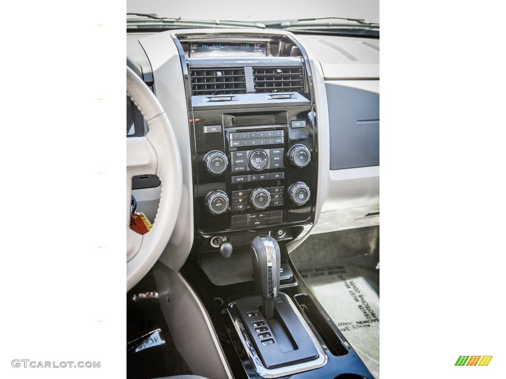 2008 Mazda Tribute Hybrid Touring Controls Photo #79929750