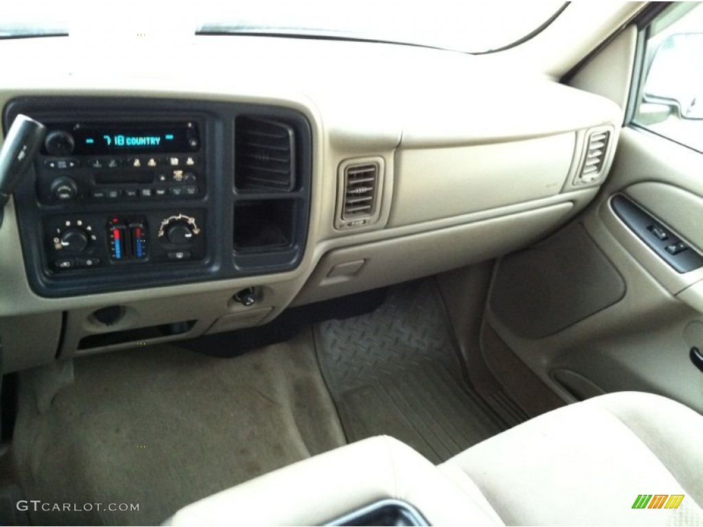 2004 Silverado 1500 Z71 Crew Cab 4x4 - Sandstone Metallic / Tan photo #11