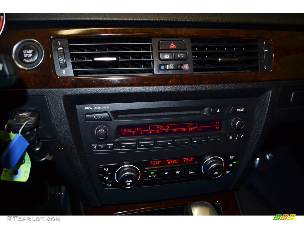 2010 3 Series 328i Coupe - Alpine White / Coral Red/Black Dakota Leather photo #20