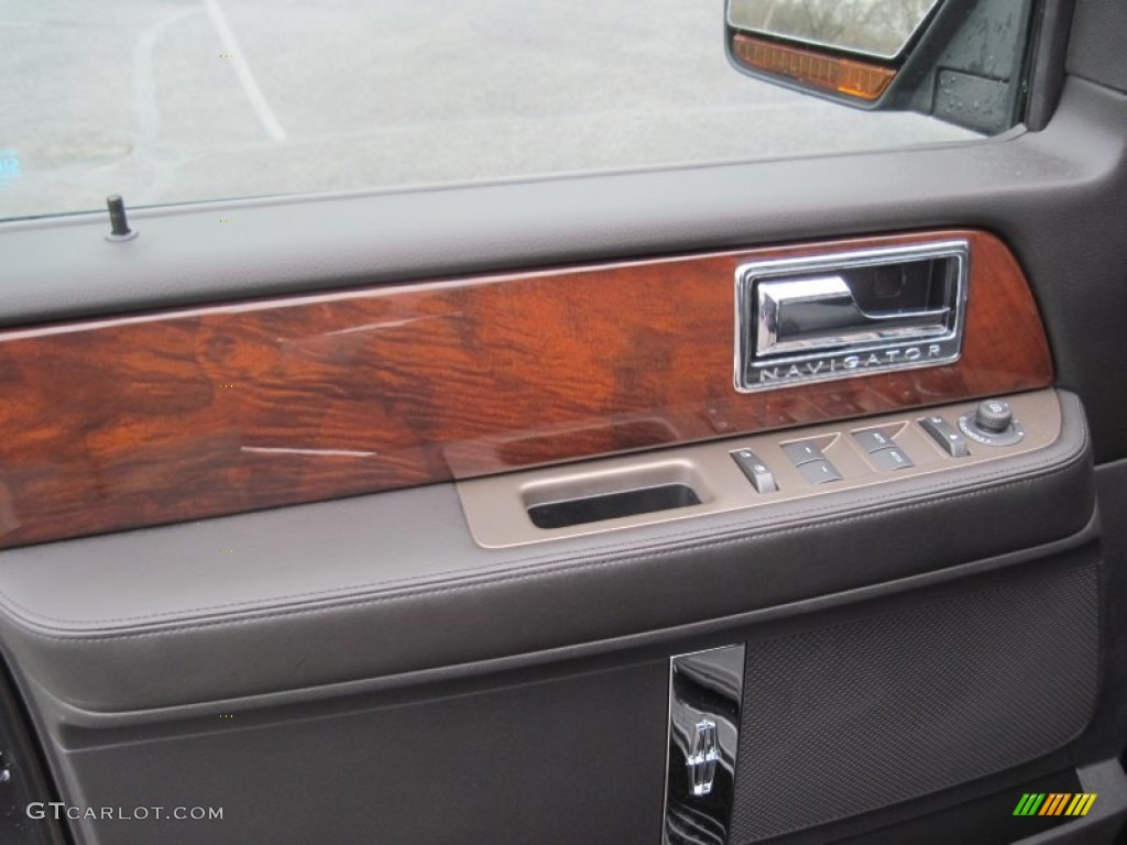 2012 Lincoln Navigator L 4x4 Charcoal Black Door Panel Photo #79934776