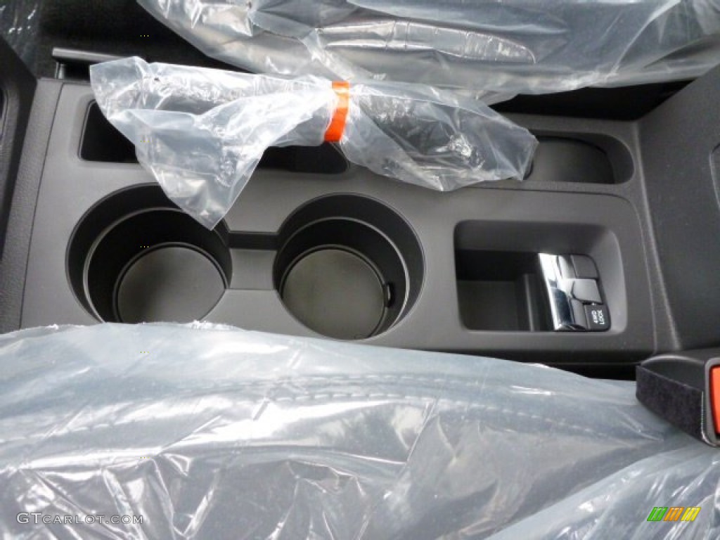 2014 Compass Latitude 4x4 - Winter Chill Pearl / Dark Slate Gray photo #17