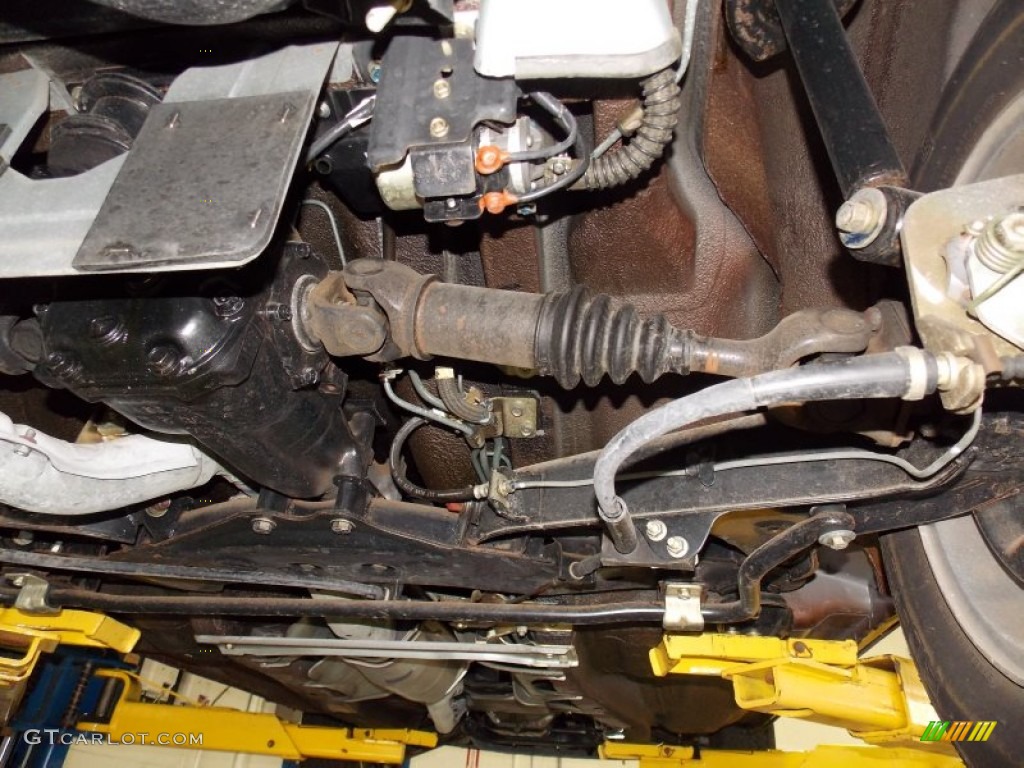 1979 Datsun 280ZX Fastback Undercarriage Photo #79944073