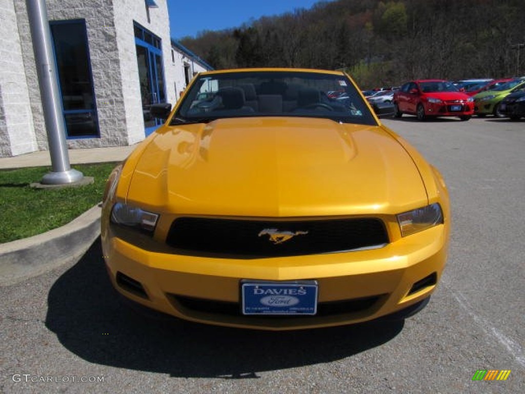 2012 Mustang V6 Convertible - Yellow Blaze Metallic Tri-Coat / Charcoal Black photo #5
