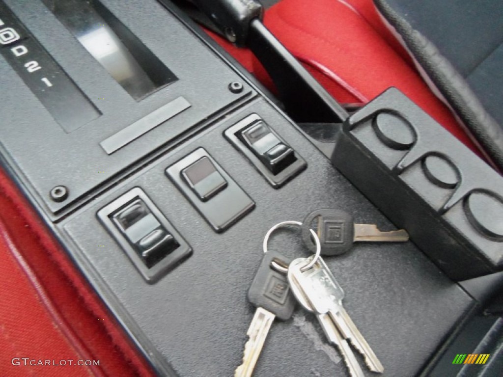 1987 Chevrolet Camaro Z28 Sport Coupe Keys Photos