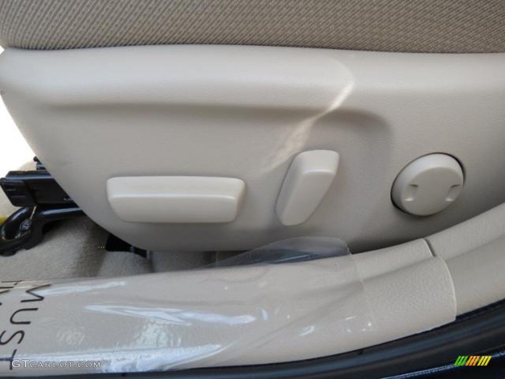 2013 Camry Hybrid XLE - Cosmic Gray Metallic / Ivory photo #9
