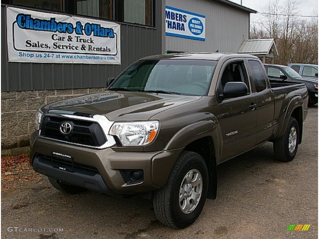 2012 Tacoma SR5 Access Cab 4x4 - Pyrite Mica / Graphite photo #1