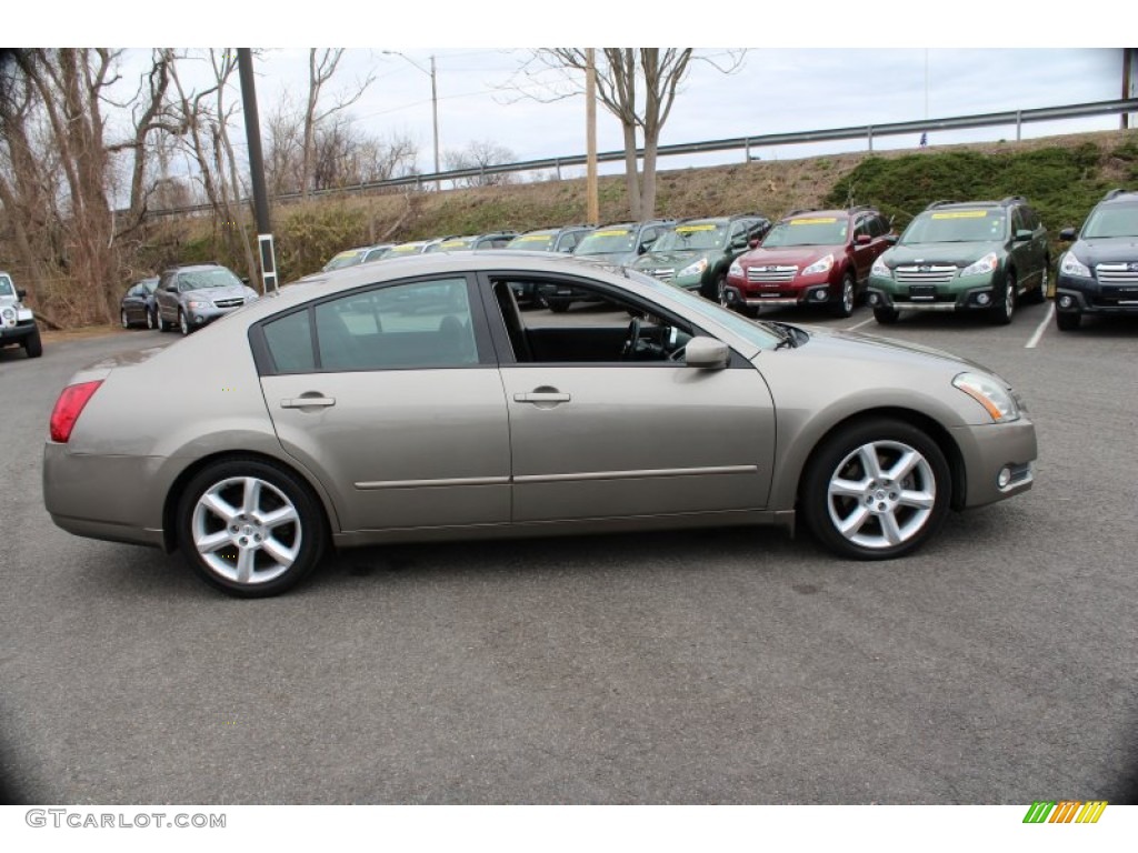 2004 Maxima 3.5 SE - Spirited Bronze / Black photo #4