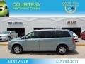 Clearwater Blue Pearlcoat - Town & Country Touring Photo No. 1