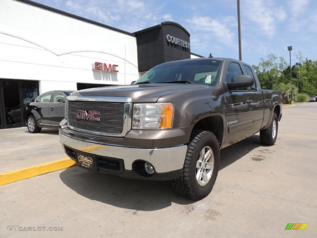 2007 Sierra 1500 SLE Extended Cab 4x4 - Medium Brown Metallic / Ebony Black/Light Cashmere photo #2