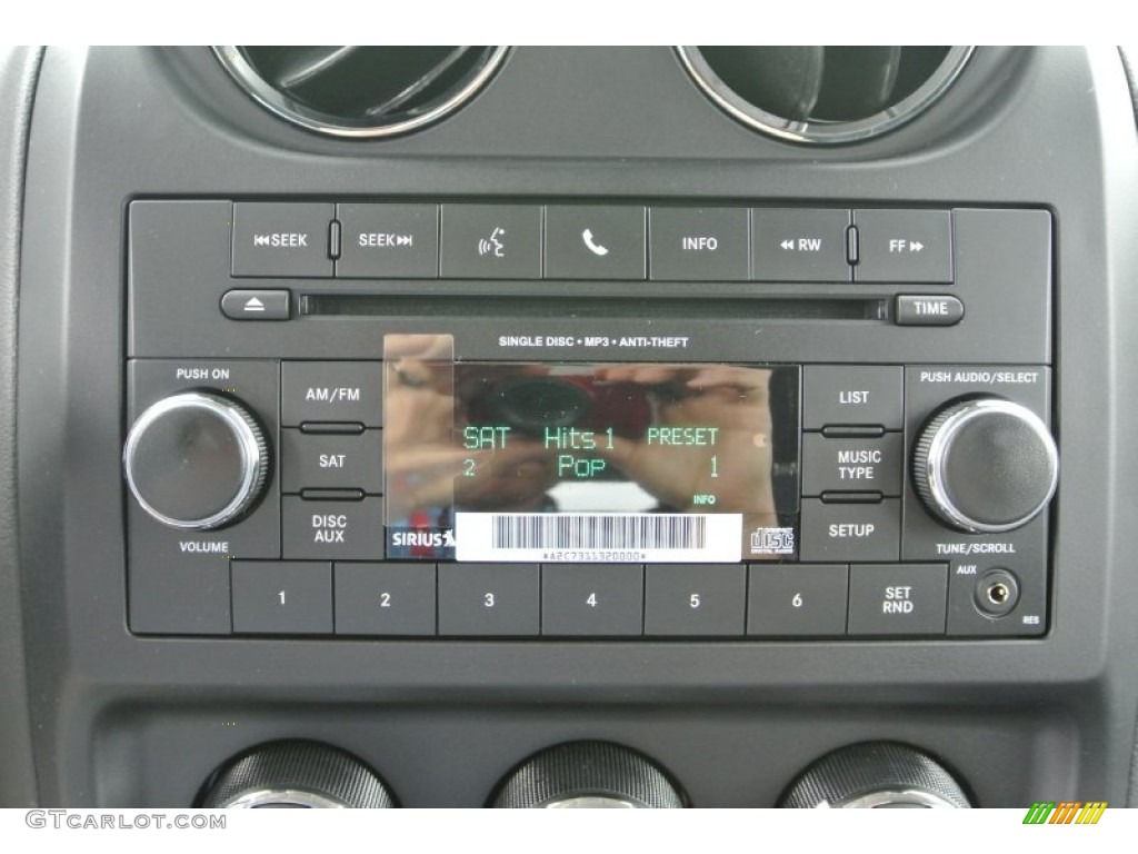 2014 Jeep Patriot Latitude Audio System Photo #79956428
