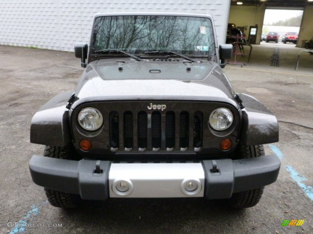 2013 Wrangler Unlimited Sahara 4x4 - Rugged Brown Pearl / Black/Dark Saddle photo #8