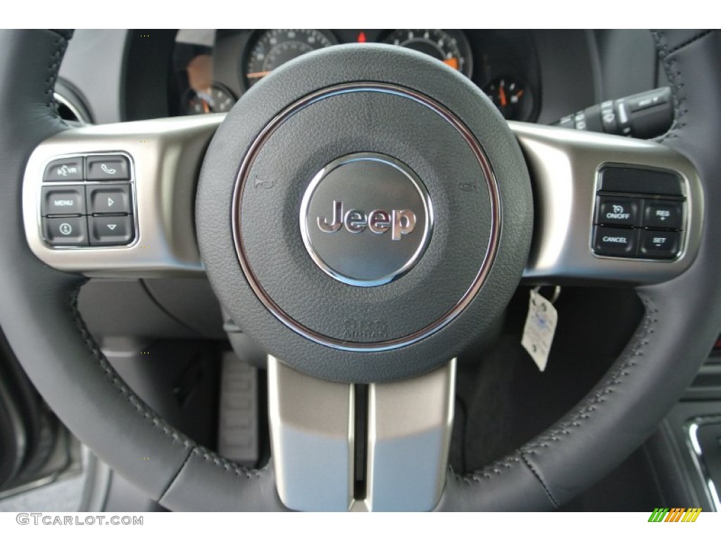 2014 Jeep Patriot Latitude Dark Slate Gray Steering Wheel Photo #79957459