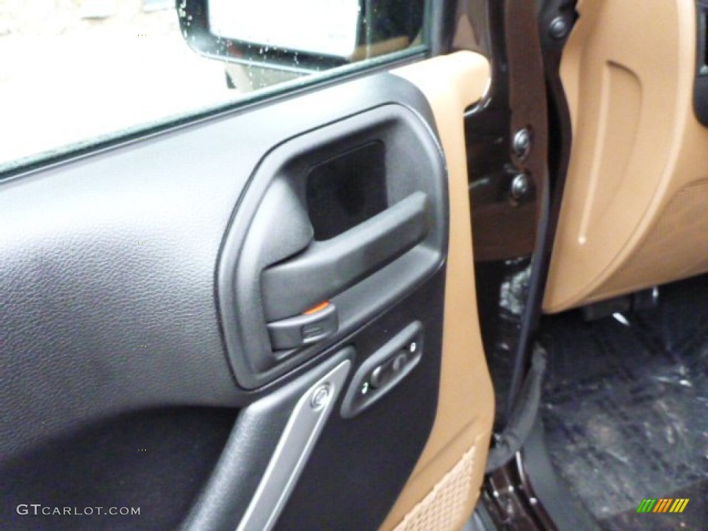 2013 Wrangler Unlimited Sahara 4x4 - Rugged Brown Pearl / Black/Dark Saddle photo #14