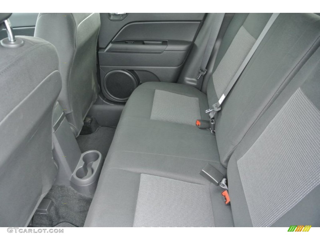 2014 Jeep Patriot Sport Rear Seat Photos