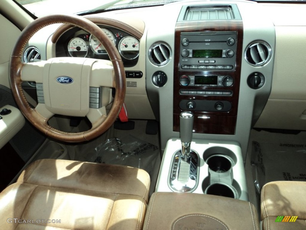 2006 F150 King Ranch SuperCrew 4x4 - Oxford White / Castano Brown Leather photo #28