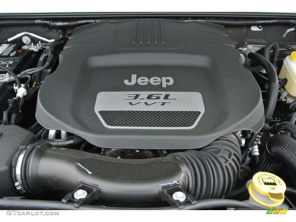 2013 Jeep Wrangler Sahara 4x4 3.6 Liter DOHC 24-Valve VVT Pentastar V6 Engine Photo #79959041