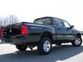 Brilliant Black - Dakota SXT Crew Cab 4x4 Photo No. 4