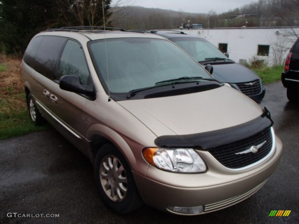 2003 Town & Country LXi - Light Almond Pearl / Taupe photo #1