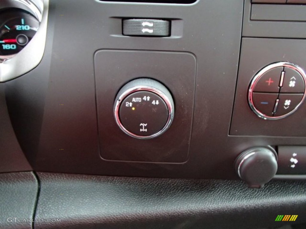 2013 Sierra 1500 SLE Crew Cab 4x4 - Onyx Black / Ebony photo #17