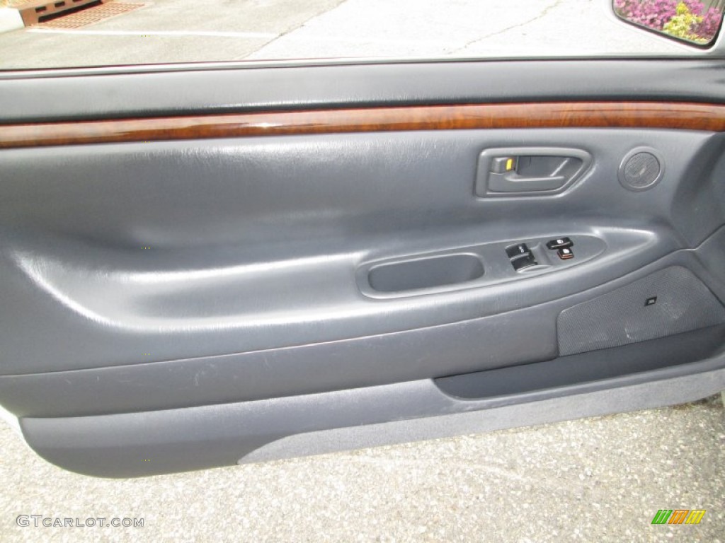 2001 Toyota Solara SLE V6 Convertible Charcoal Door Panel Photo #79966745