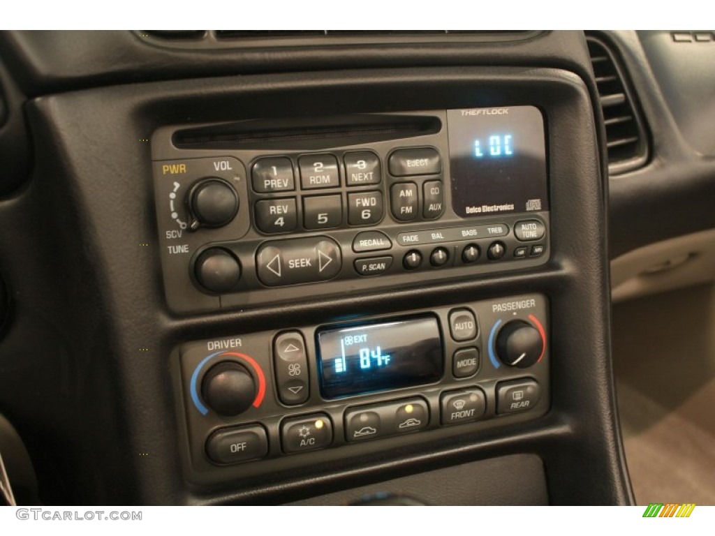 1998 Chevrolet Corvette Convertible Controls Photo #79967330