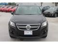 Deep Black Metallic - Tiguan SE Photo No. 2