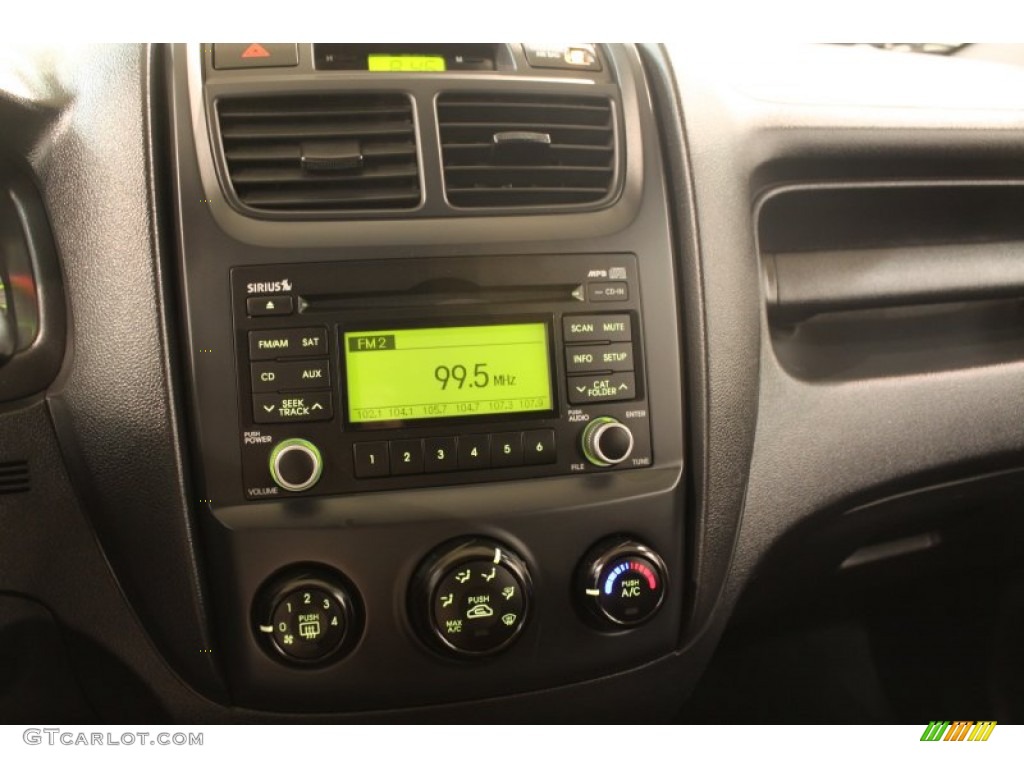 2009 Kia Sportage LX Controls Photo #79968512