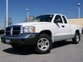 Bright White - Dakota SLT Club Cab Photo No. 1
