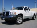 2005 Bright White Dodge Dakota SLT Club Cab  photo #1