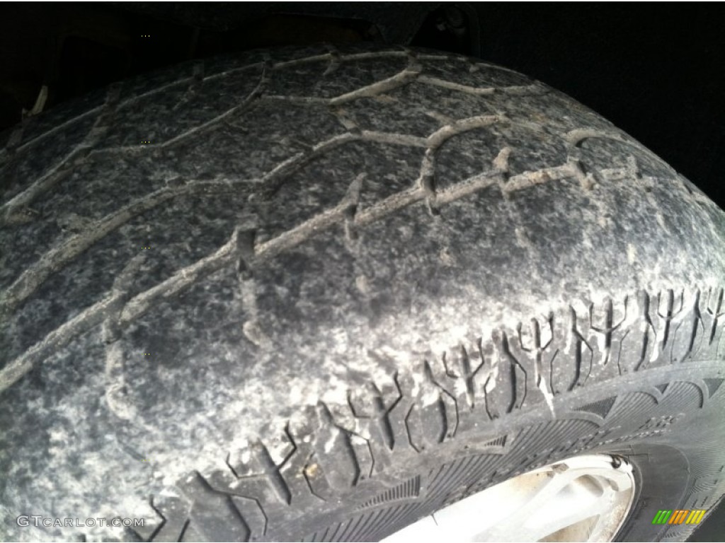 2005 Tahoe Z71 4x4 - Black / Gray/Dark Charcoal photo #2