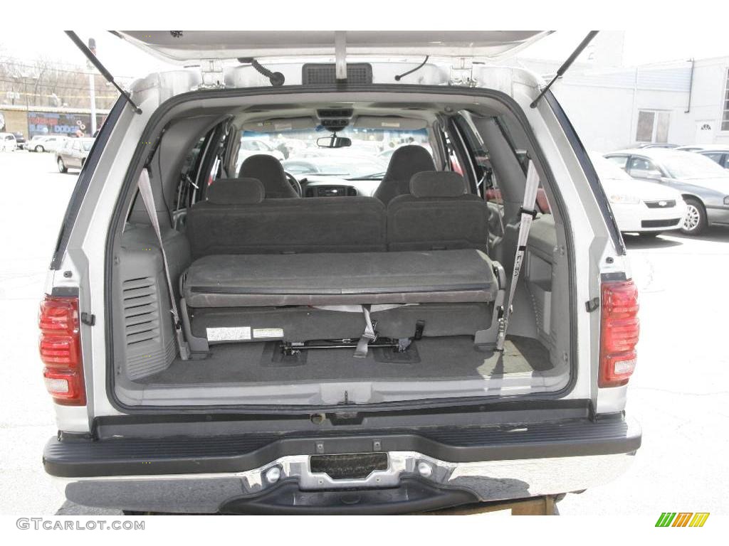 2001 Expedition XLT 4x4 - Silver Metallic / Medium Graphite photo #11