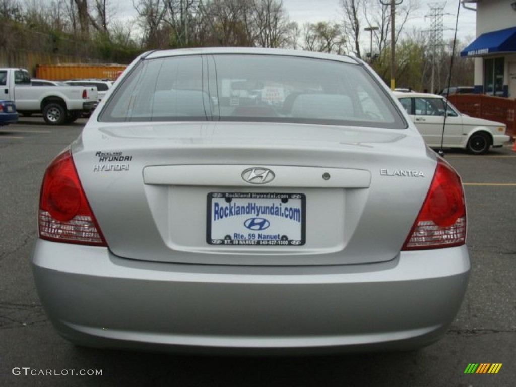 2004 Elantra GLS Sedan - Sterling Silver / Gray photo #5