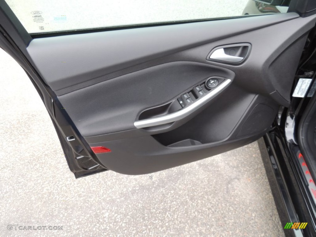2013 Ford Focus ST Hatchback ST Charcoal Black Full-Leather Recaro Seats Door Panel Photo #79973240