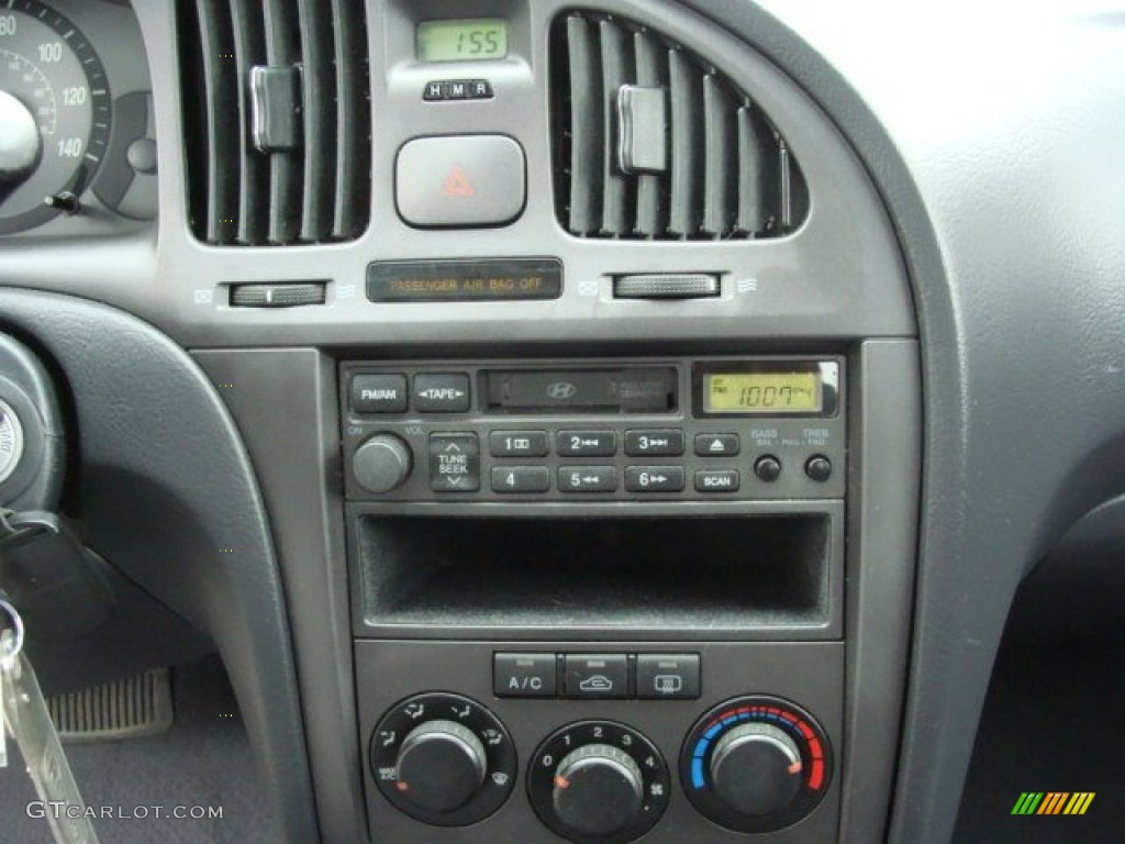 2004 Elantra GLS Sedan - Sterling Silver / Gray photo #14