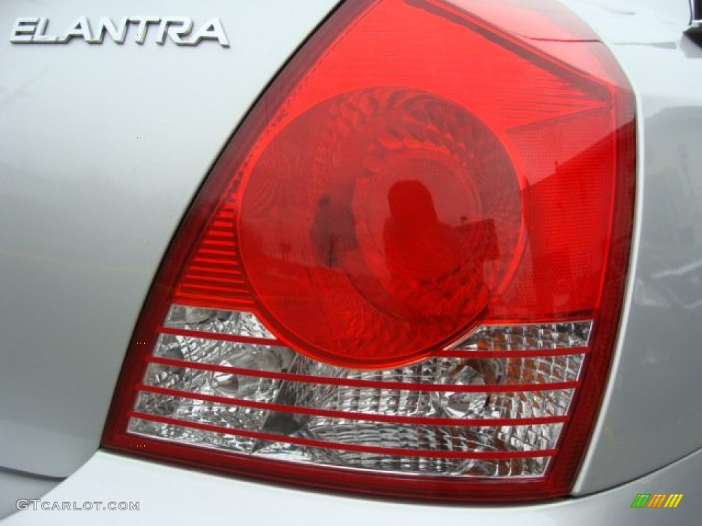 2004 Elantra GLS Sedan - Sterling Silver / Gray photo #18