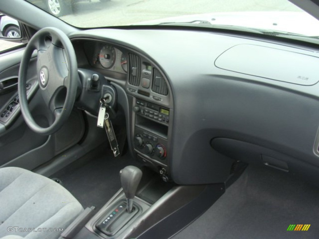 2004 Elantra GLS Sedan - Sterling Silver / Gray photo #21